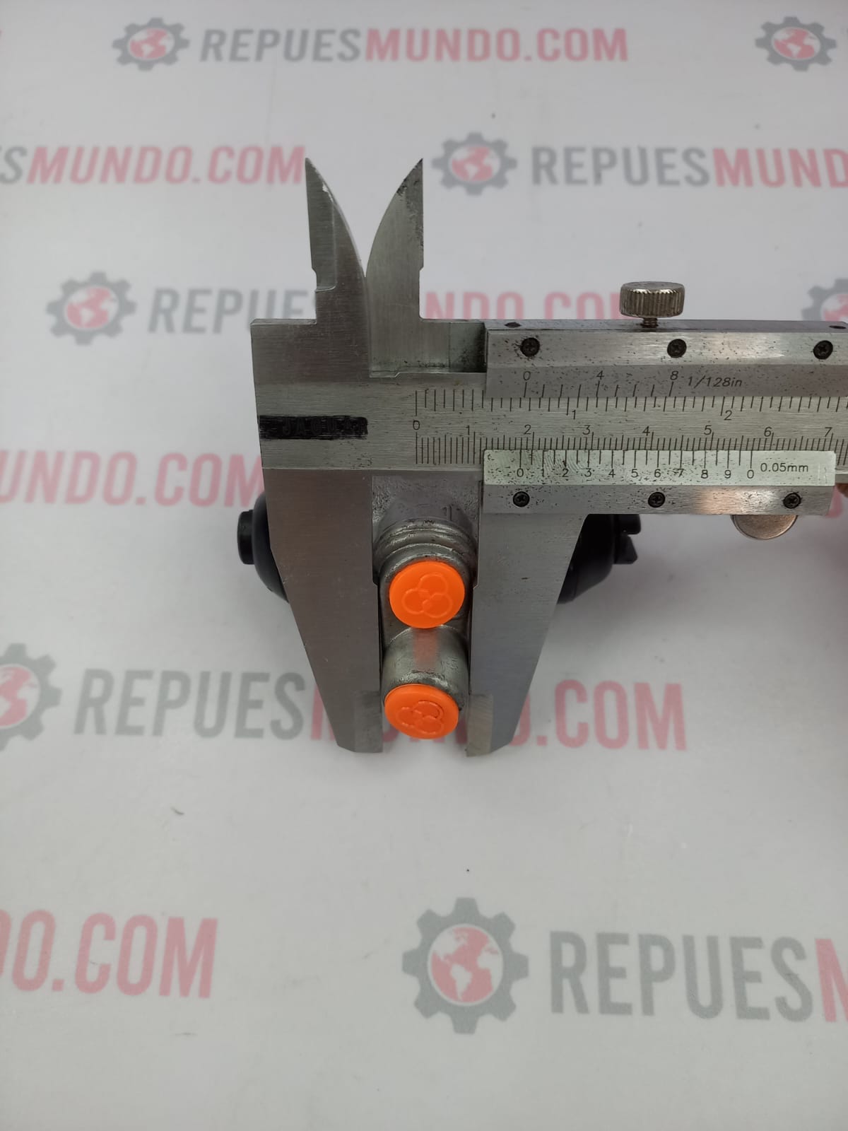 CILINDRO DE RUEDA FRENO CHEVROLET JIMNY DERECHO R TUBO TUBO REF 53401-81A00 SANYCO - Image 2