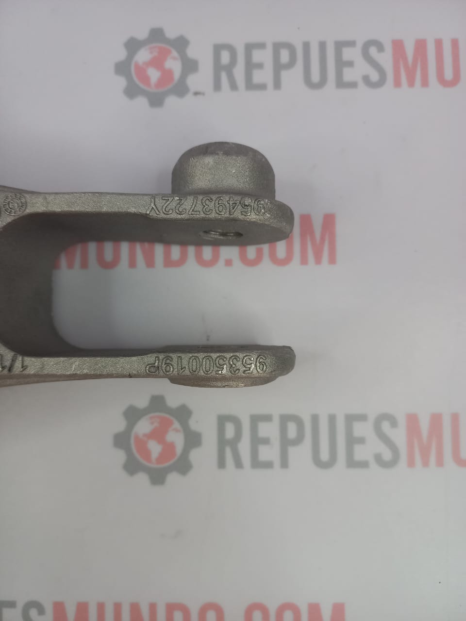 SOPORTE CAJA MOTOR CHEVROLET ONIX TRACKER REF 95350019P 95493722Y 3722Y VSRV - Image 3