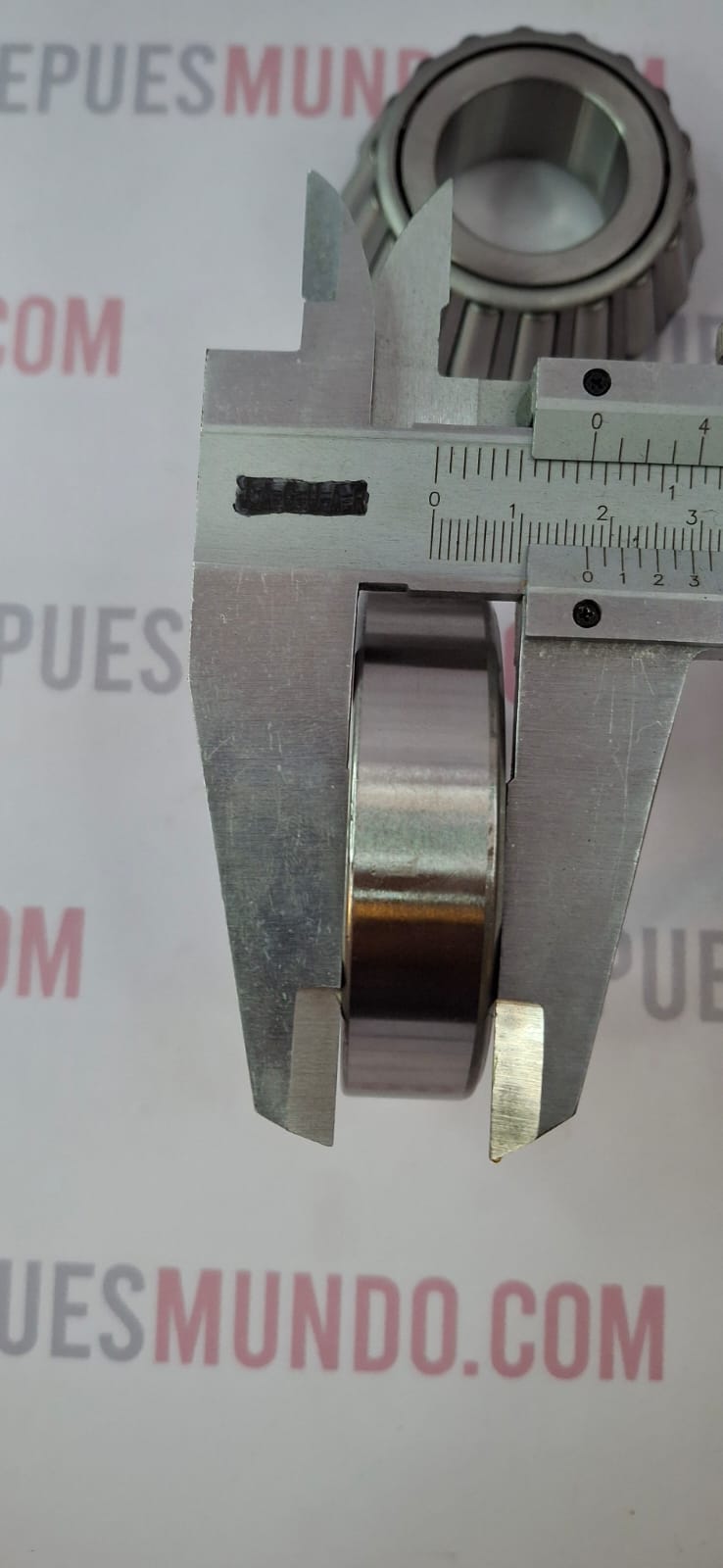 RODILLO TRANSMISION REF 4T-88010 4T-88043 KOYO 30X68X12MM - Image 2